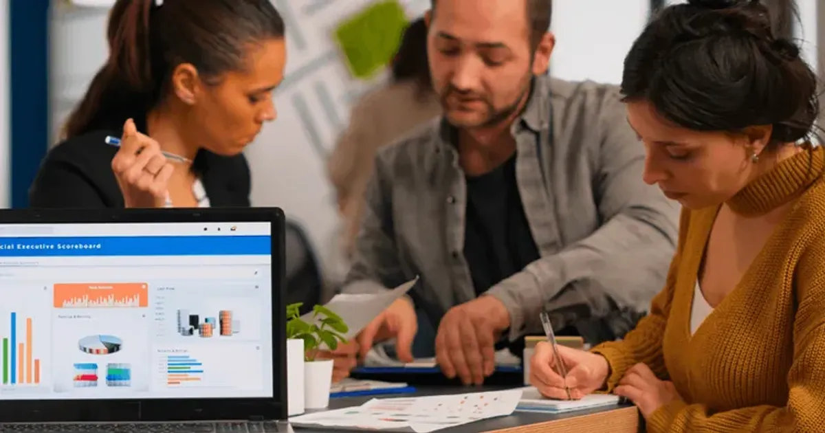 How to Mitigate Bias in Performance Reviews: A Complete Guide