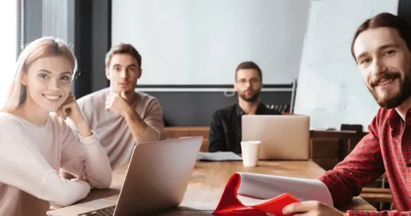 Why Smart Companies Invest in Employee Satisfaction Surveys and Win